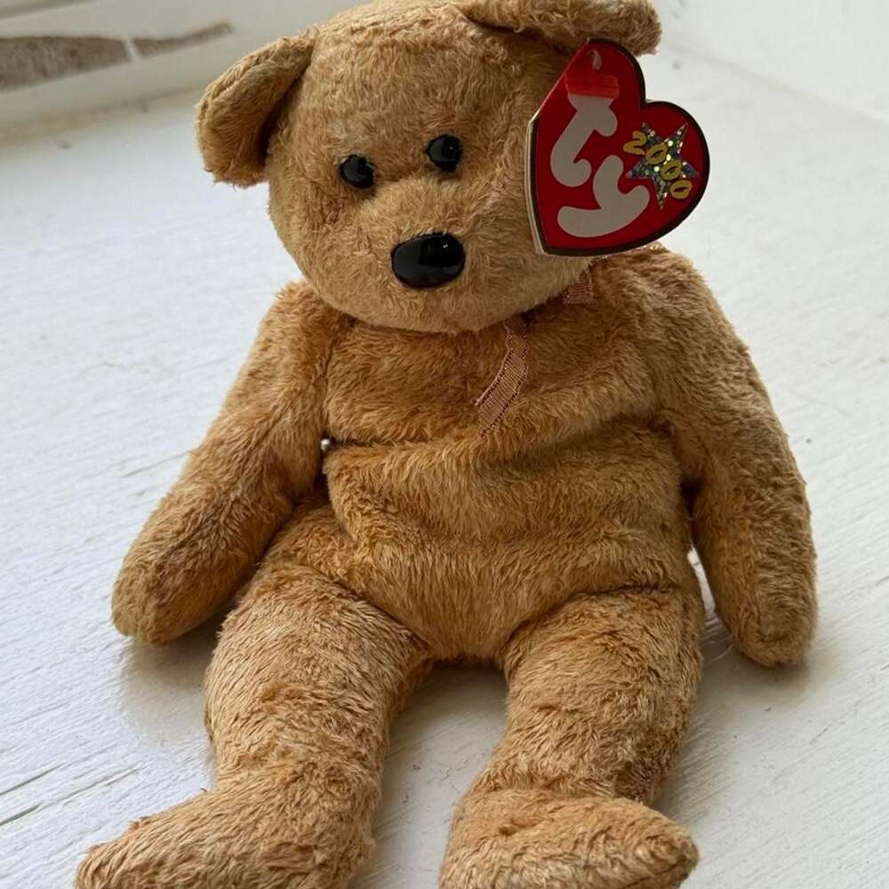 Ty Beanie Baby Vintage Cashew The Bear Plush Toy 2000 NWT